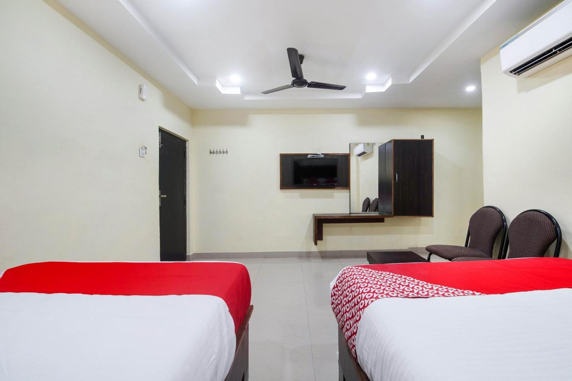 Vijayawāda Super Hotel O Durga Bhavani Residency מראה חיצוני תמונה